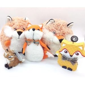 Lot Of Fox Decor Stuff 2 Plush Foxes Wooden Holder Ornament 1 Bean Stuffed
